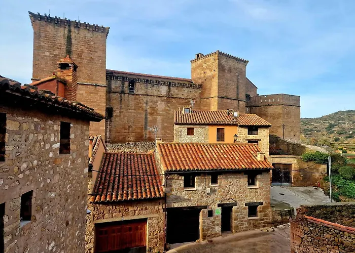 El Secreto Del Castillo Tatil Evi *